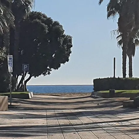 SALOU,Carrer de París, playa centro. Piscina. Salou Exterior foto
